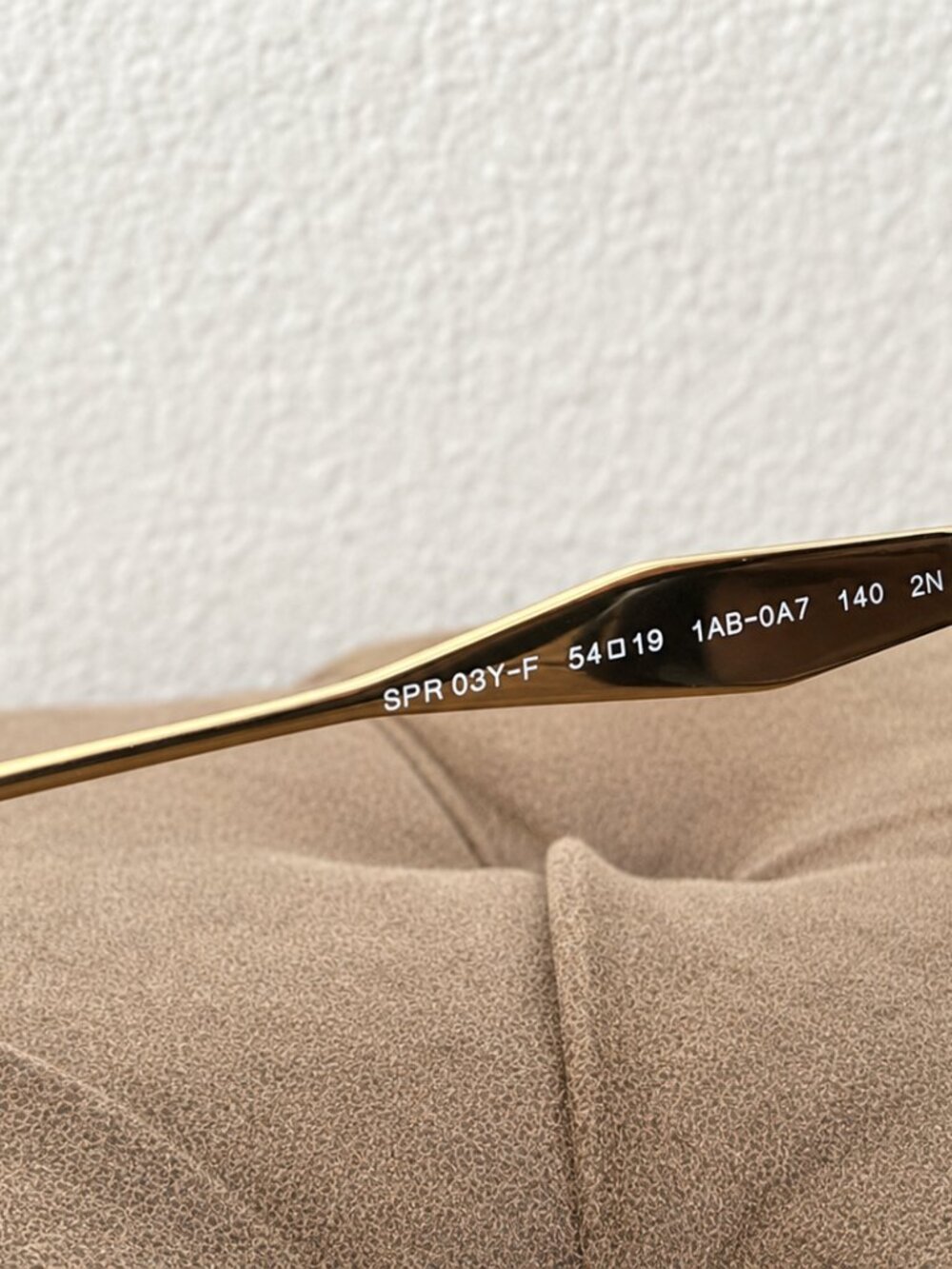 PRADA BUTTERFLY SUNGLASSES | BLACK | PR 03YSF - Picture 9 of 10